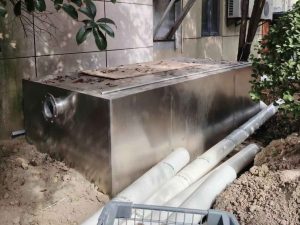 寶山紅太陽(yáng)商業(yè)廣場(chǎng)地埋式油水分離器